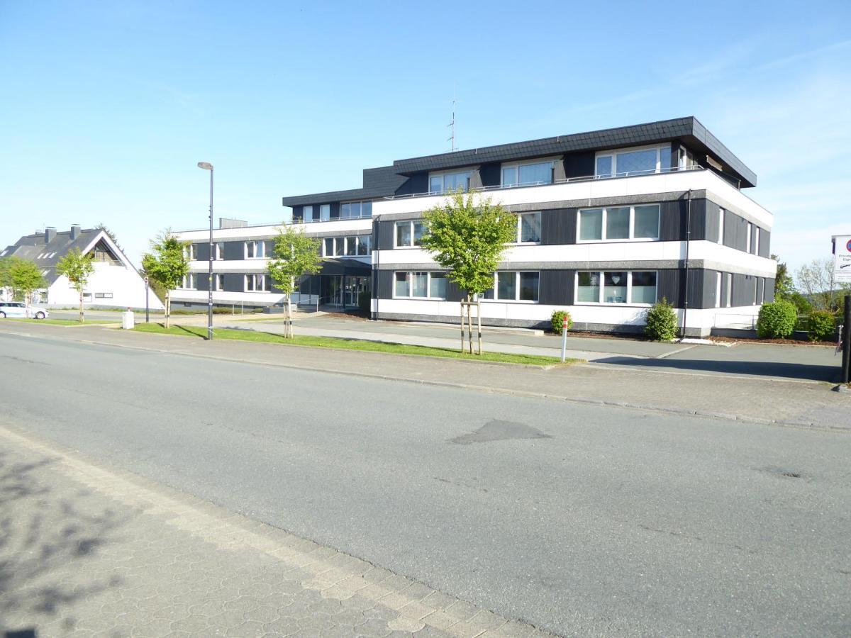 Apartment Citystar Winterberg Ferienwohnung 5 Pers Pool Sauna Ps4 Terrasse Near Bikepark Bagian luar foto
