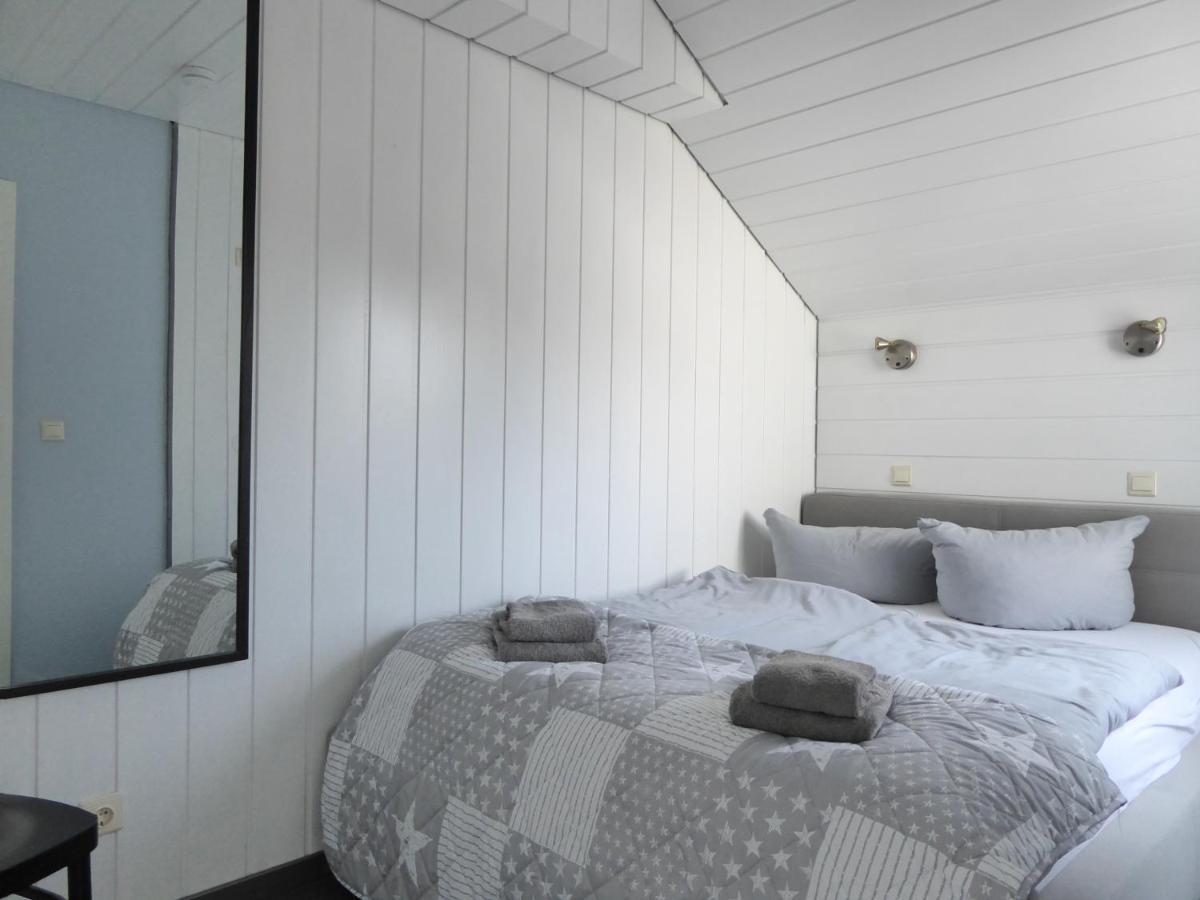 Apartment Citystar Winterberg Ferienwohnung 5 Pers Pool Sauna Ps4 Terrasse Near Bikepark Bagian luar foto